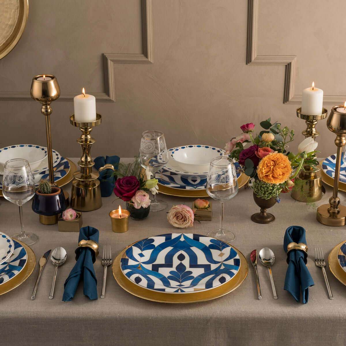 Karaca Fine Pearl Azur Dinnerware Set 62 Pieces