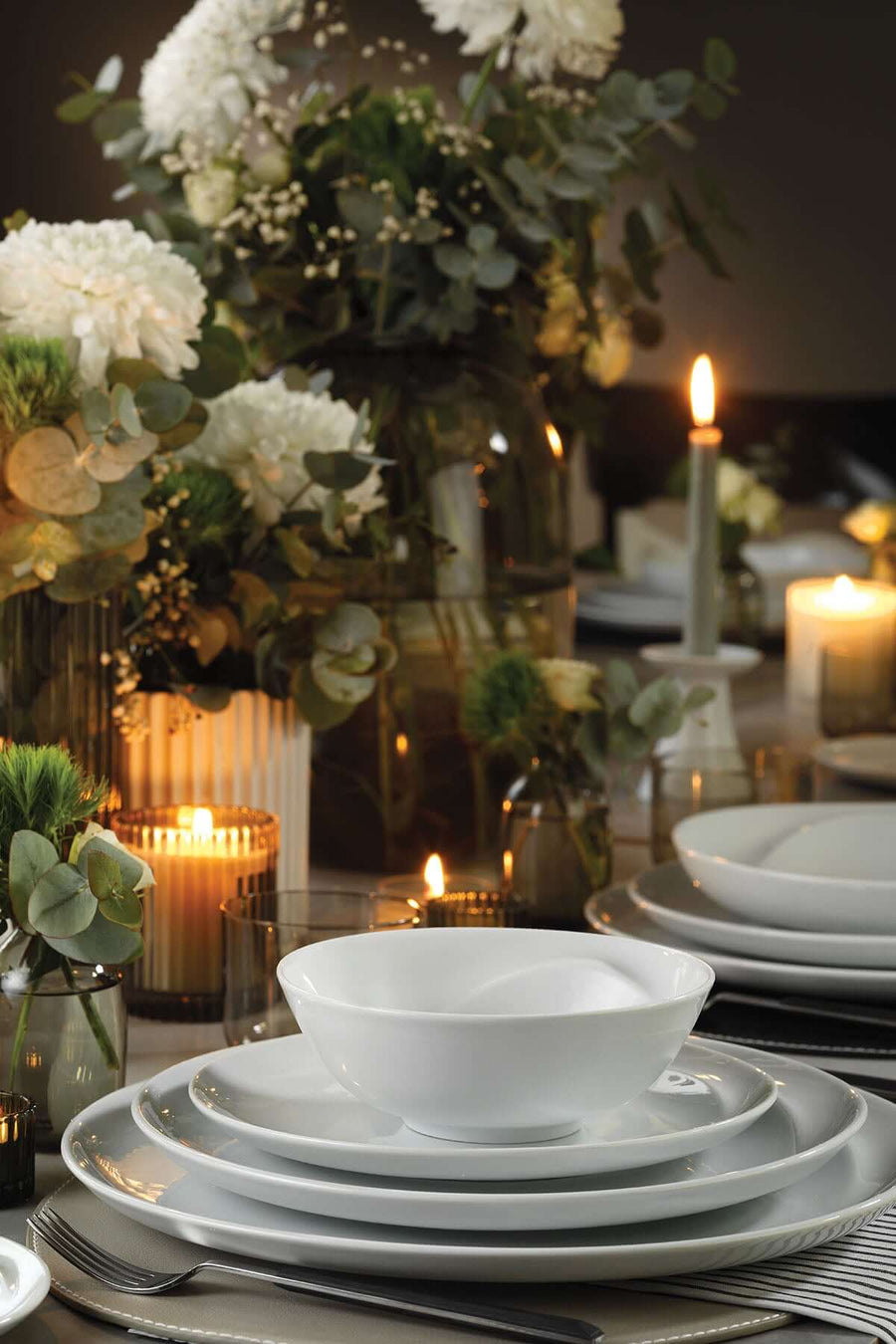 Kütahya Porcelain Ayla 24 Piece Dinnerware Set - Dinnerware