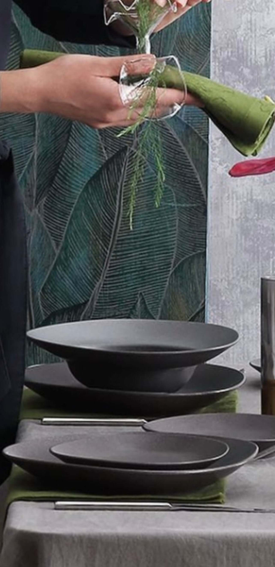 Kutahya Porselen Galaxy Pasta Plate 29 Cm.Mix Granul Anthracite Grey - Kütahya Galaxy Collection