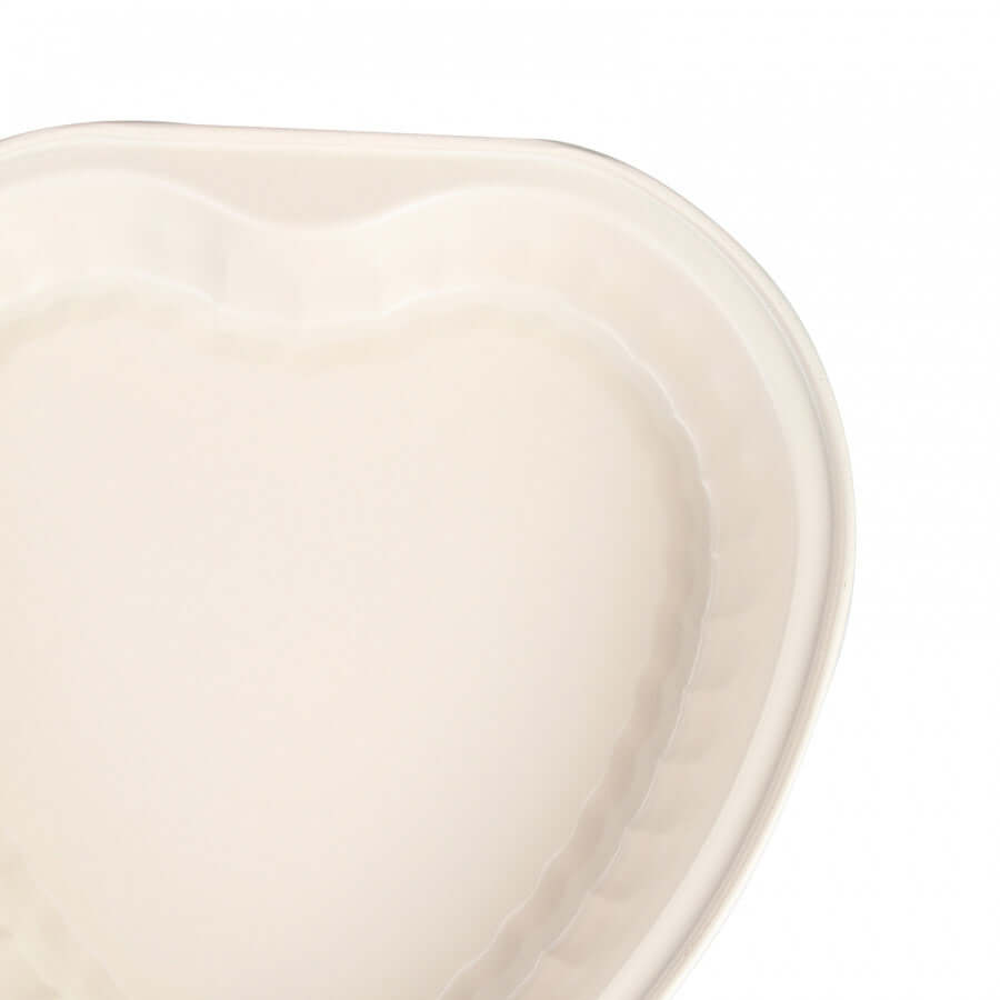 Karaca Lexa Cream 26 cm Heart Cake Mold