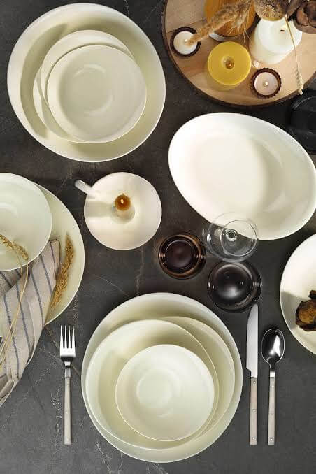Kütahya Porcelain Bone Rosa 29 Piece Dinnerware Set WHITE.